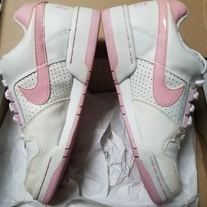 ✔NIKE Delta Force Low